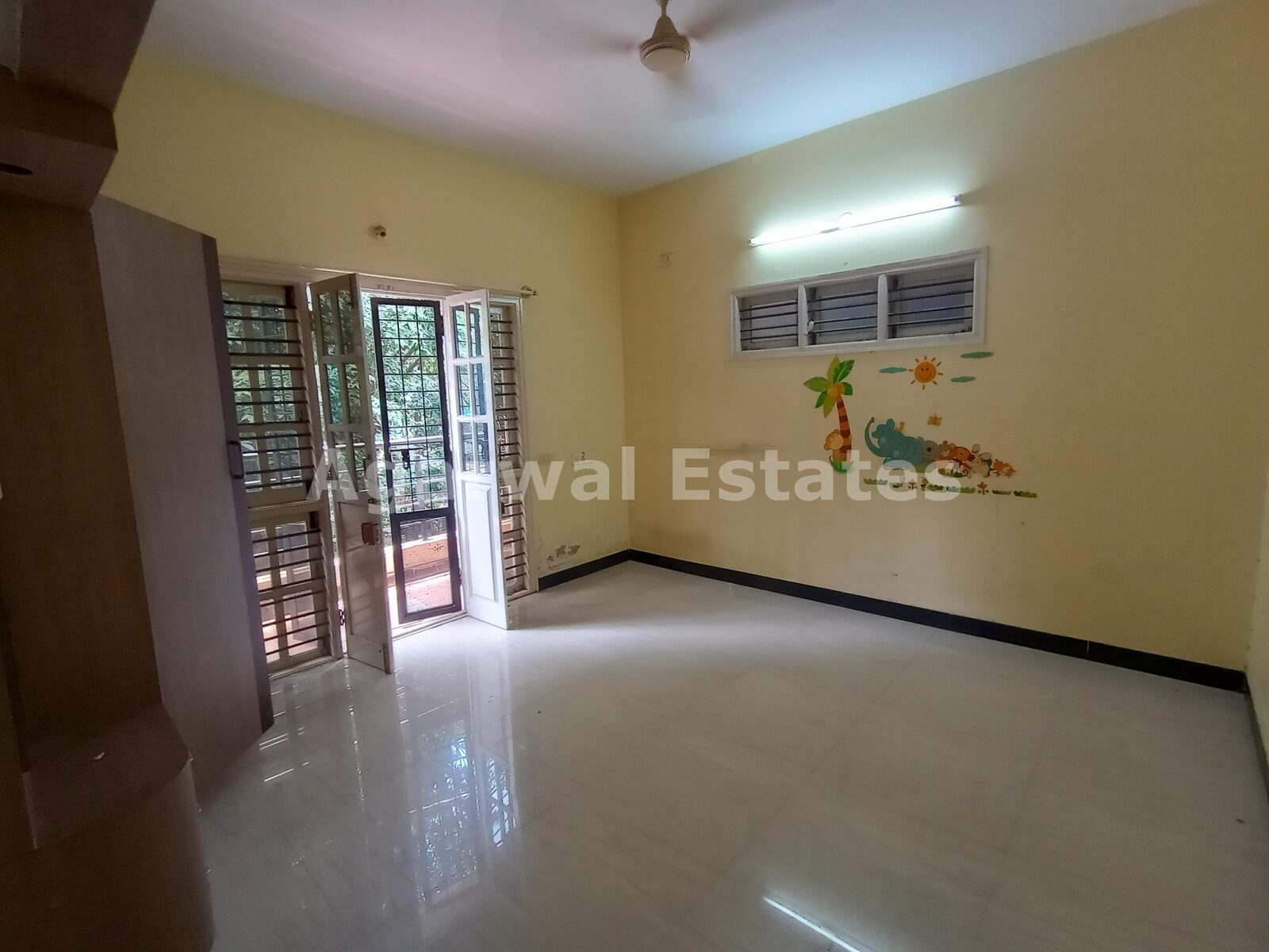 1200 Sq.Ft. 3 BHK Residential Independent / Builder Floor for Rent - 2