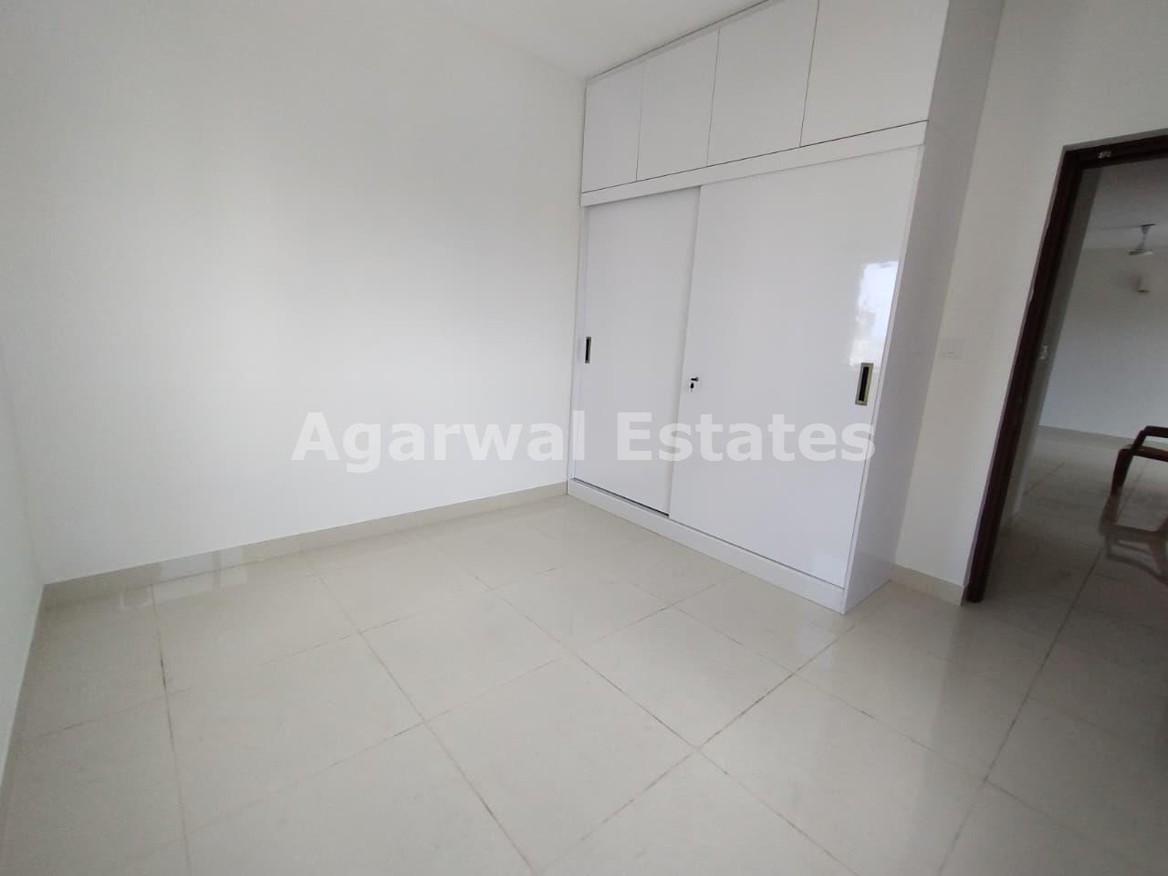 3 BHK Residential Apartment for Rent in Kanakpura Road, Bangalore South - 3