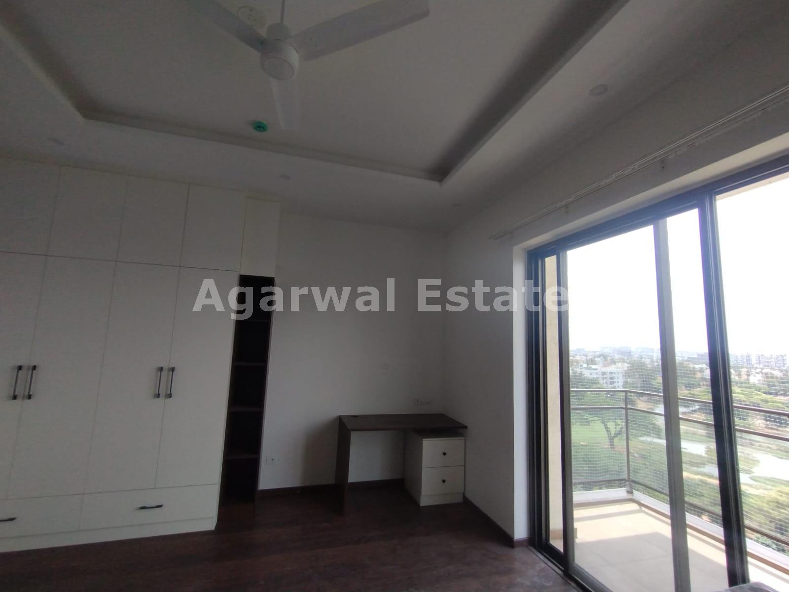 4 BHK Residential Apartment for Rent in Bellary rd(nh4), Bangalore North - 3