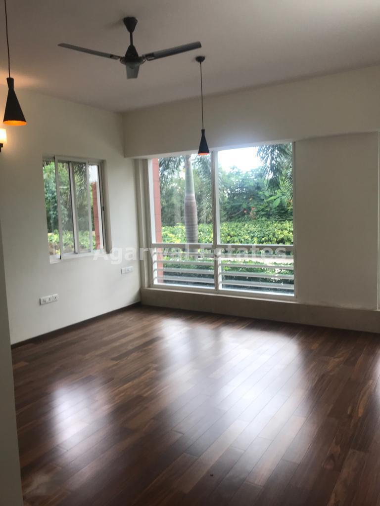 Prestige White Meadows